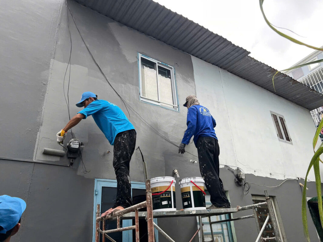 Em nhận sơn sửa chửa nhà củ tại phú tài quy nhơn